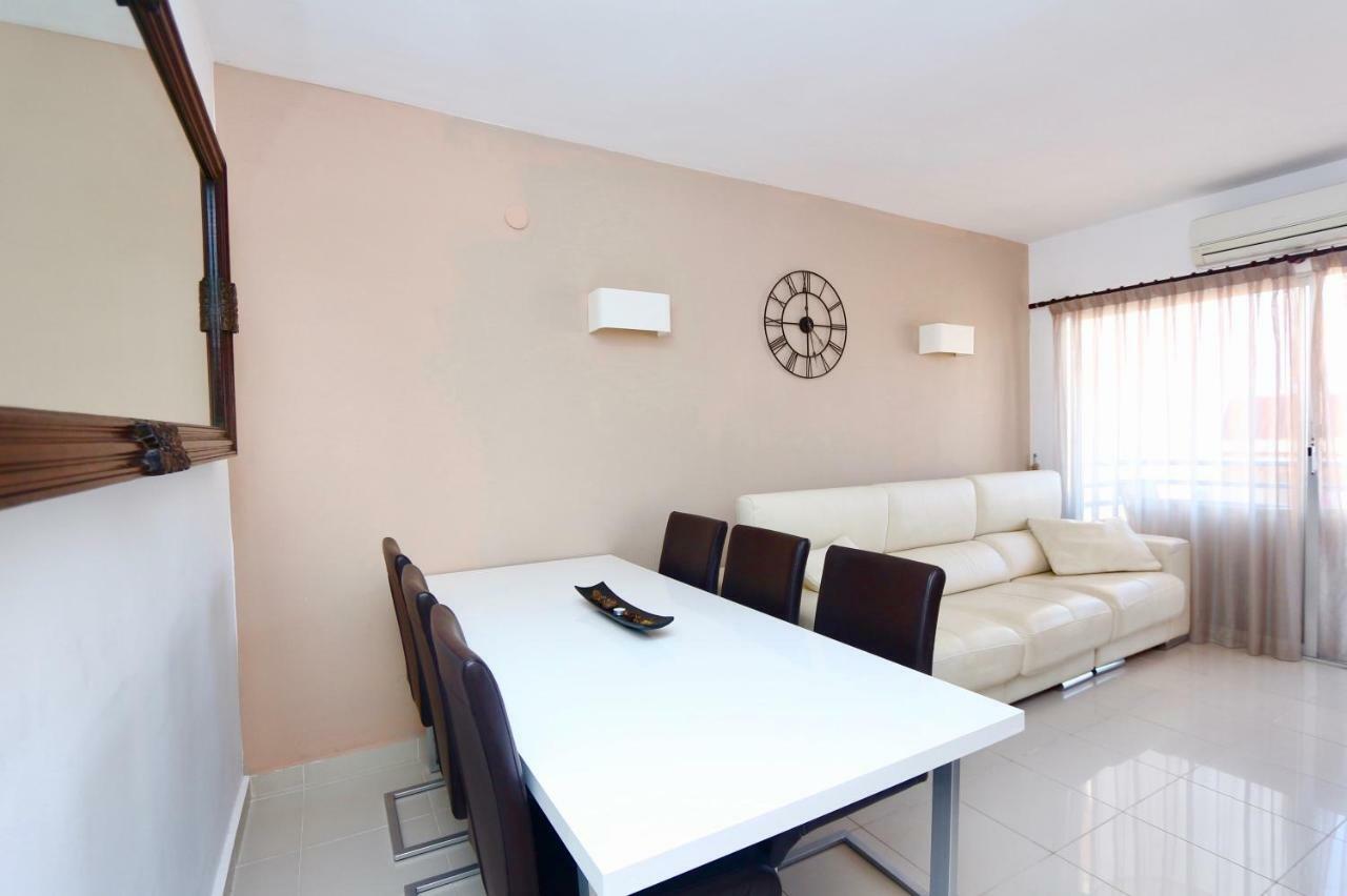 3- Bedroom Apartment In The Centre Of Calpe With Nice Living Room, 1 Bathroom. Exterior photo